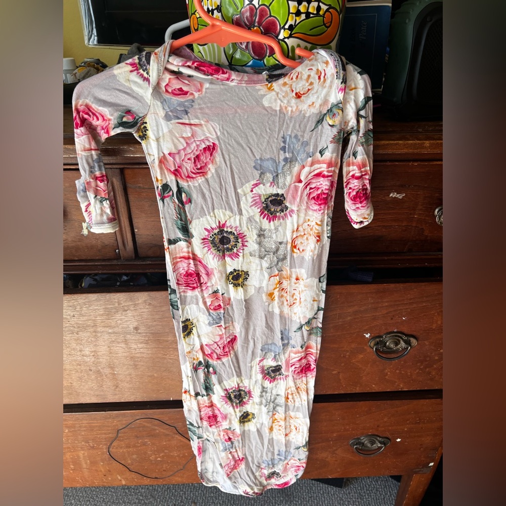 Posh Peanut French Gray Night Gown